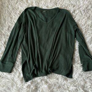 Forest green vneck long sleeve